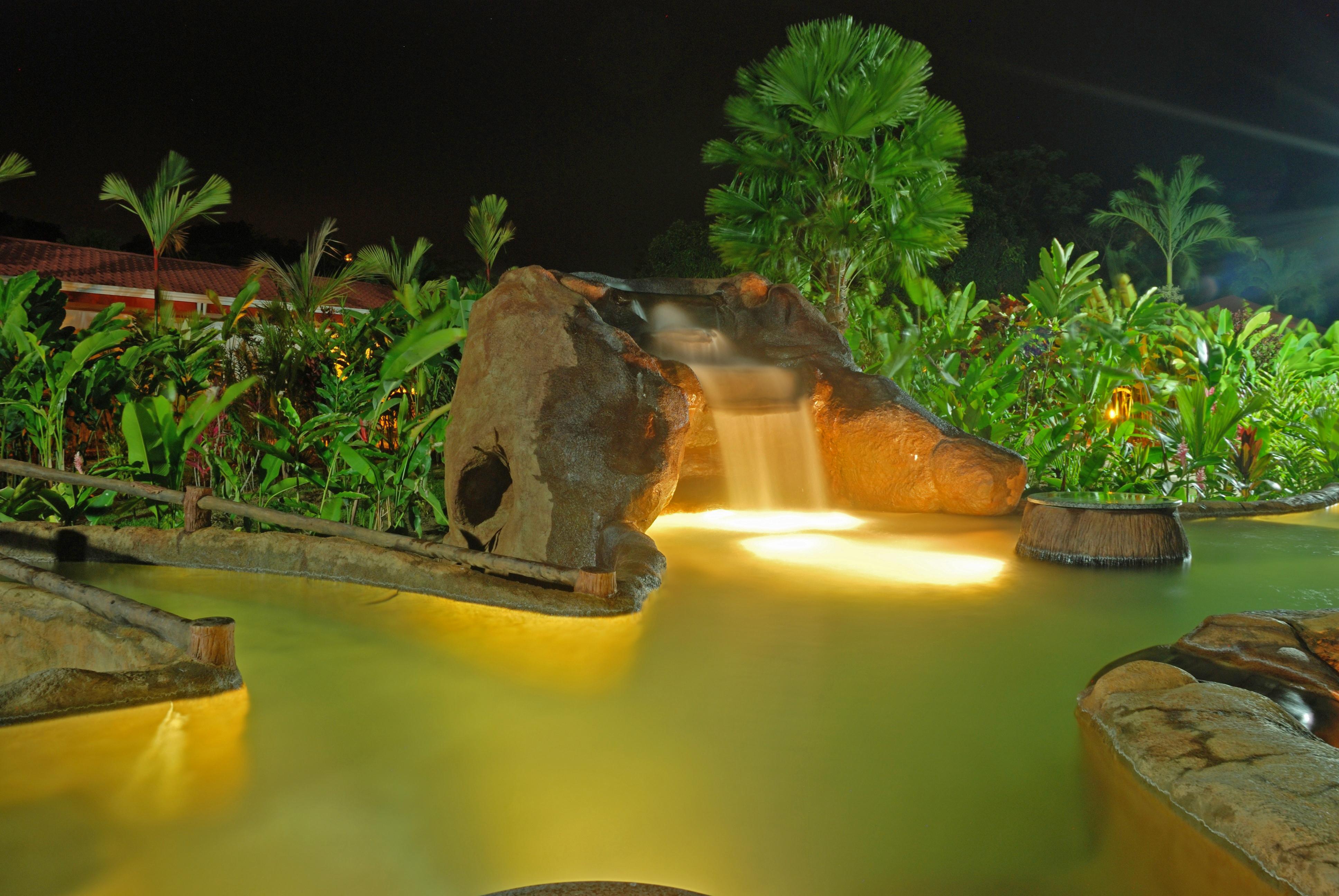 Volcano Lodge, Hotel & Thermal Experience La Fortuna Exterior photo