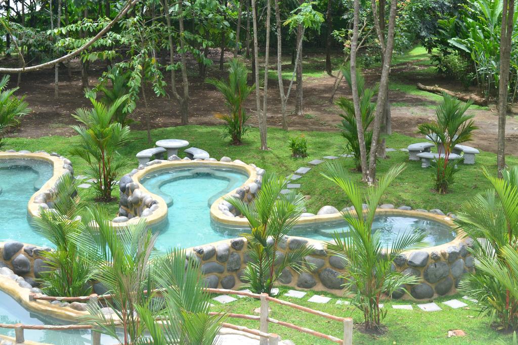 Volcano Lodge, Hotel & Thermal Experience La Fortuna Exterior photo