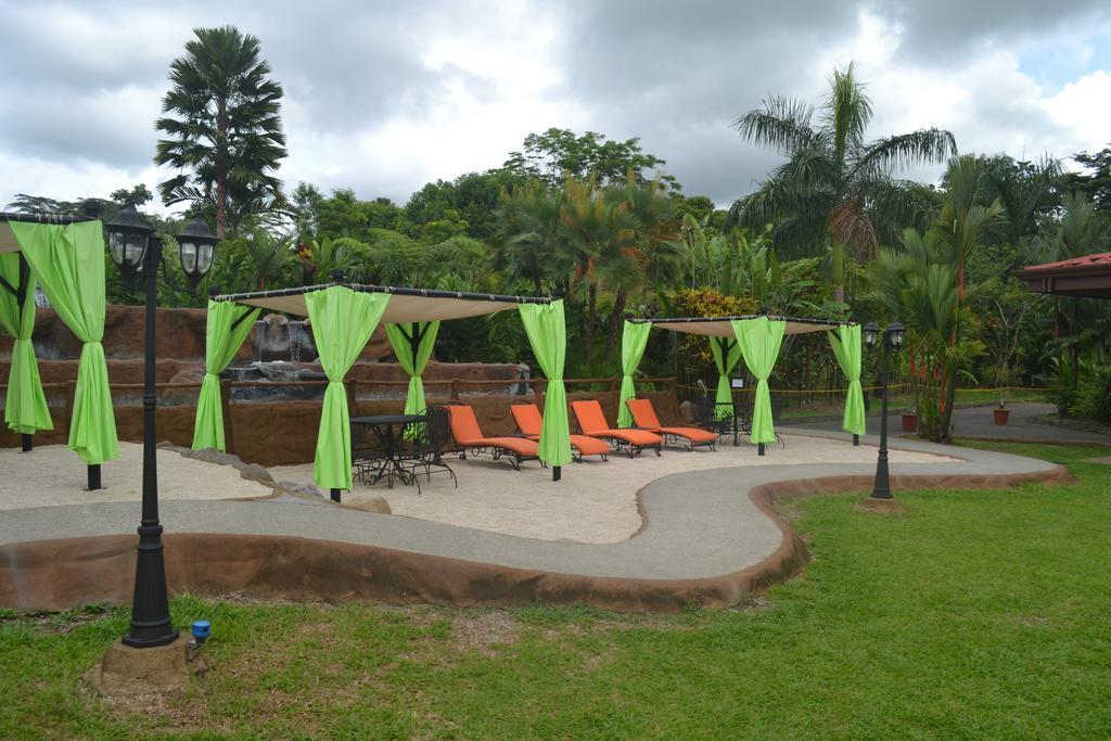 Volcano Lodge, Hotel & Thermal Experience La Fortuna Exterior photo