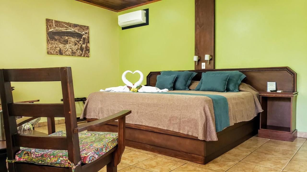 Volcano Lodge, Hotel & Thermal Experience La Fortuna Exterior photo
